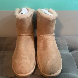 Brand New! Pink Ugg boots